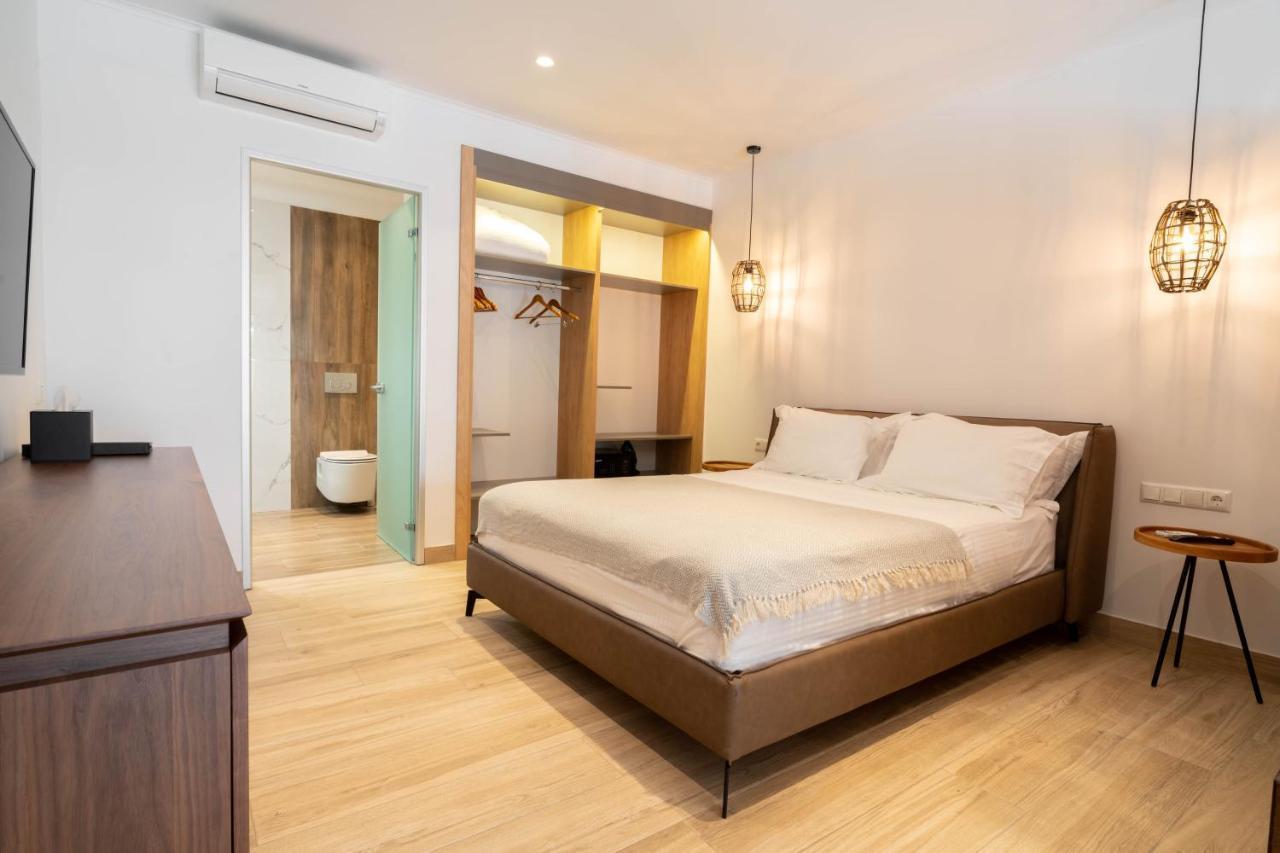 F & S Lounge Suites Parga Exterior photo