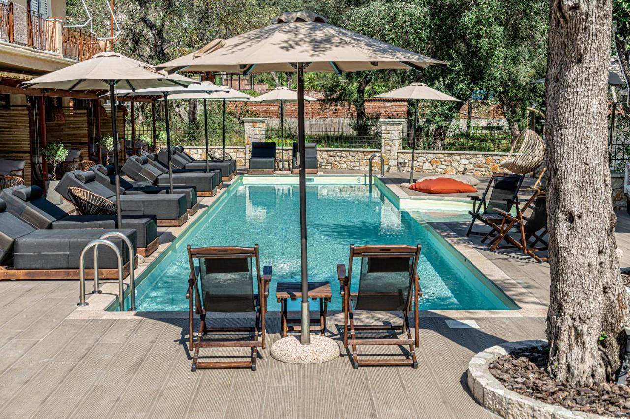 F & S Lounge Suites Parga Exterior photo