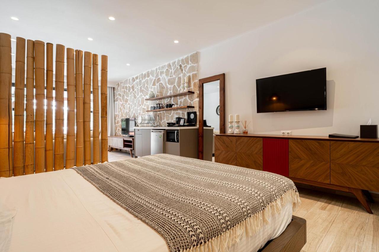 F & S Lounge Suites Parga Exterior photo