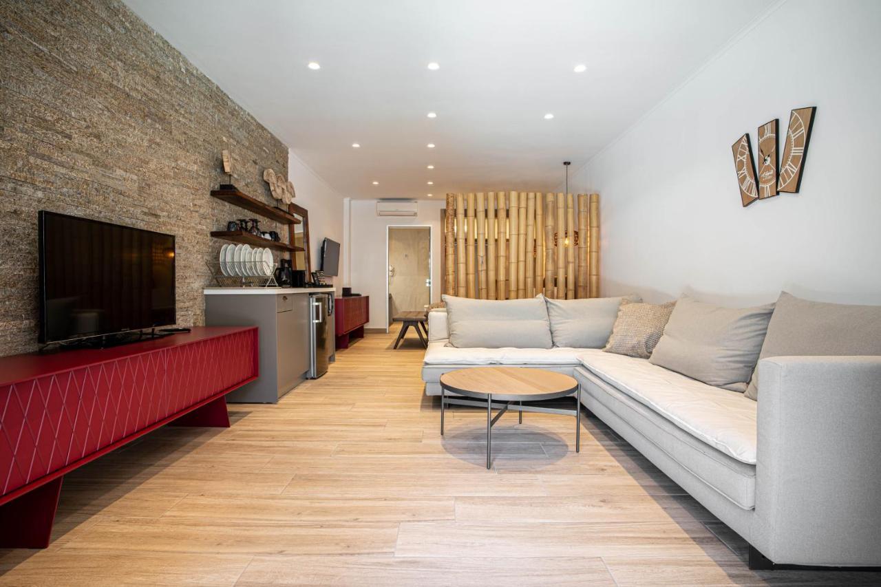 F & S Lounge Suites Parga Exterior photo