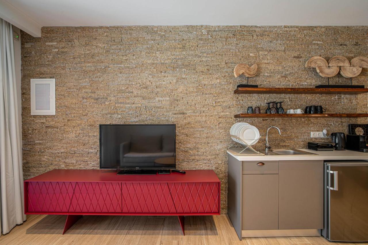 F & S Lounge Suites Parga Exterior photo