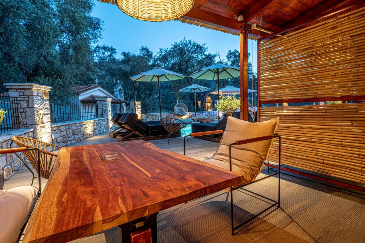F & S Lounge Suites Parga Exterior photo