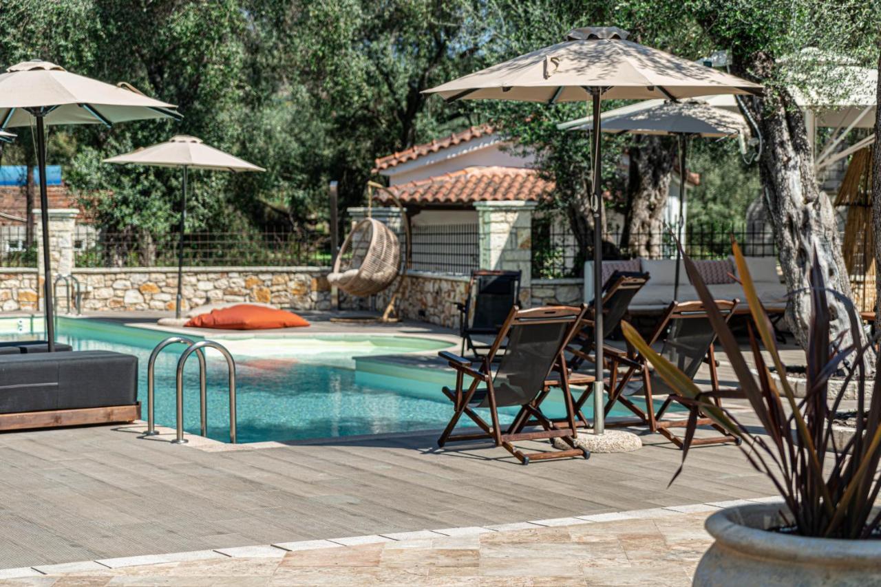 F & S Lounge Suites Parga Exterior photo