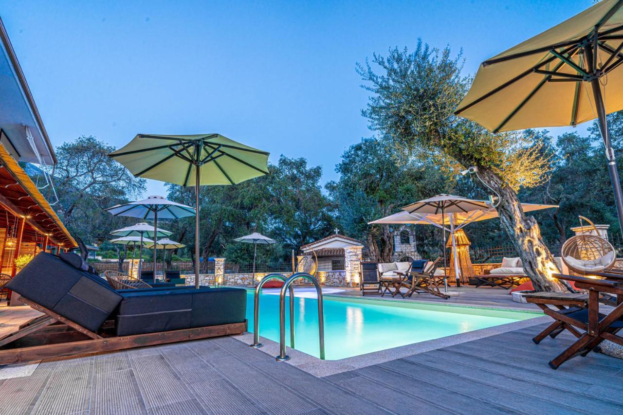 F & S Lounge Suites Parga Exterior photo